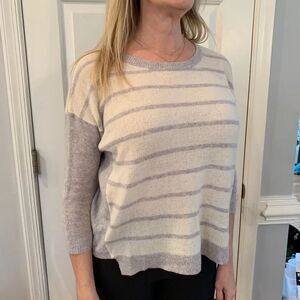 360 Cashmere Gray Striped Sweater sz XS